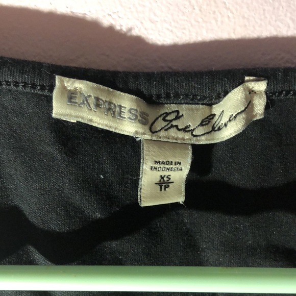 Express Black Crop Tank - Picture 2 of 2